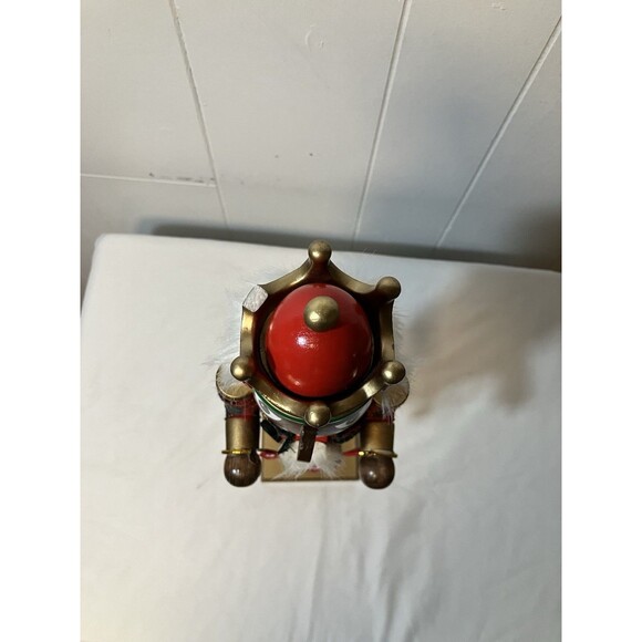 14” Christmas Nutcracker Christmas Holiday Decor Crown Plaid - Read - Picture 7 of 8